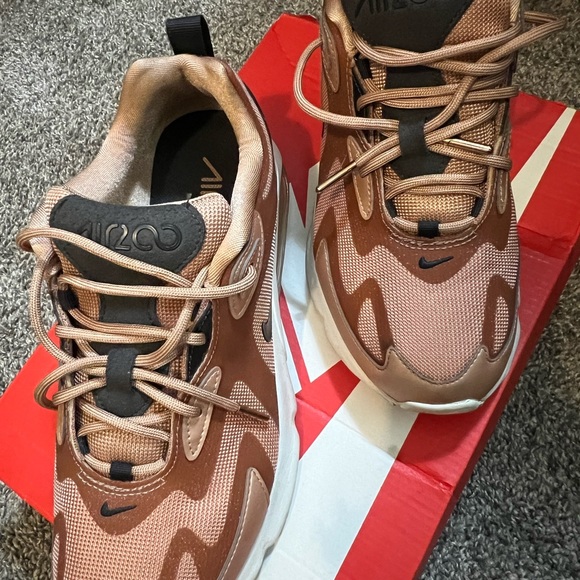 Nike Air Max 200 Womens Holiday Sparkle Metallic pink/bronze - Picture 4 of 8